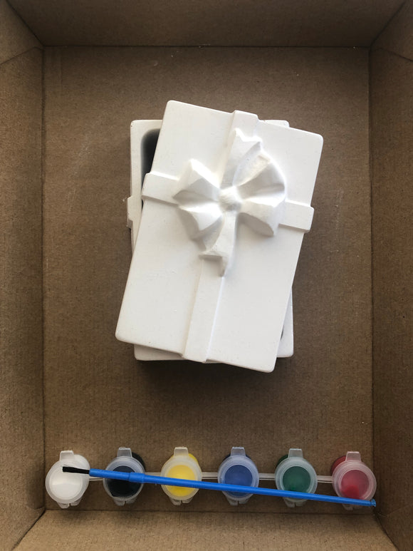 Present Trinket Box